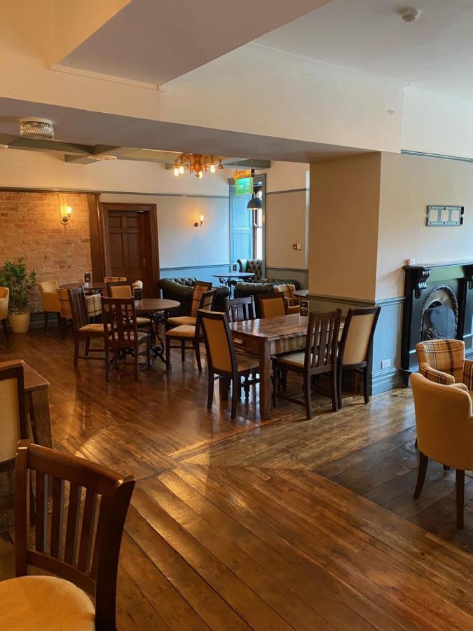 The Hand Hotel Llangollen Exterior foto