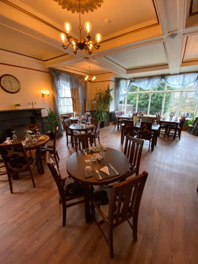 The Hand Hotel Llangollen Exterior foto